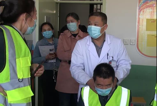 颈椎病等问题现场宣教